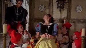 Really funny snow white XXX version